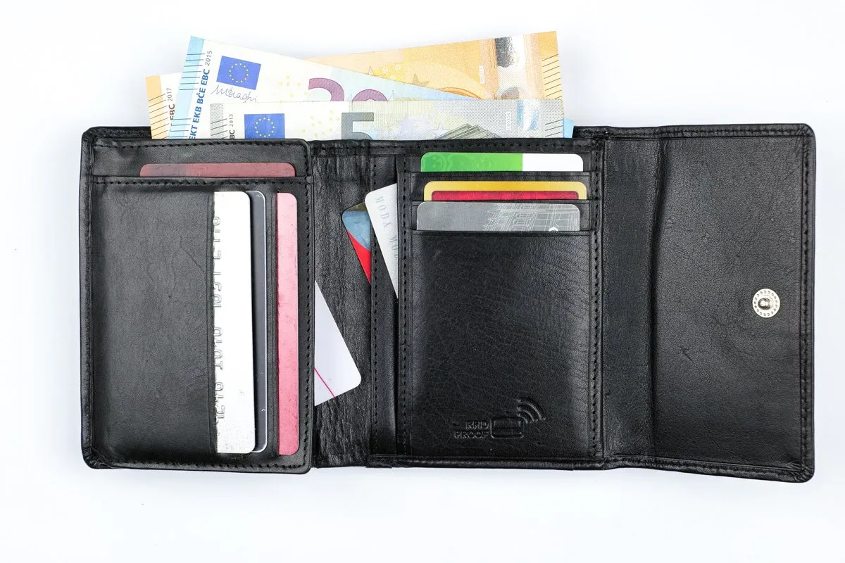 A. Eriksson Utö, Ulpu lompakko M - Image 7