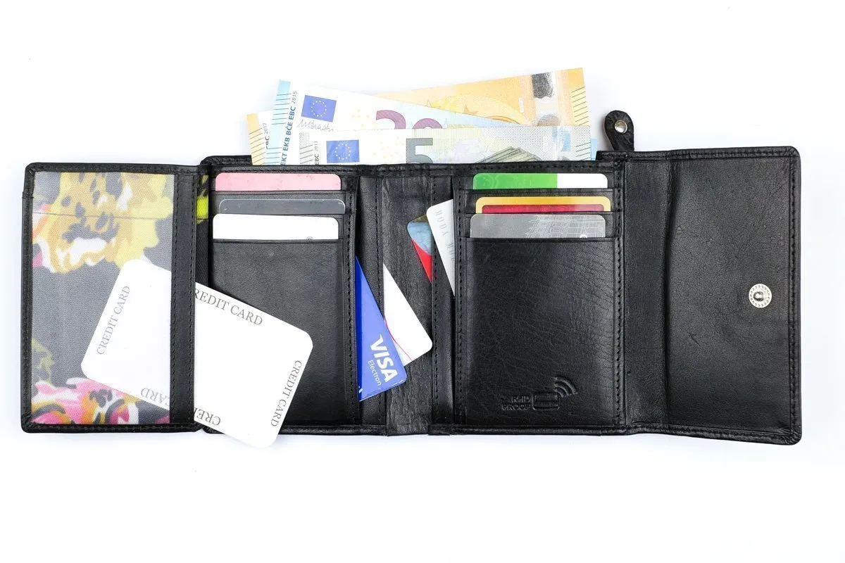 A. Eriksson Utö, Ulpu lompakko M - Image 8