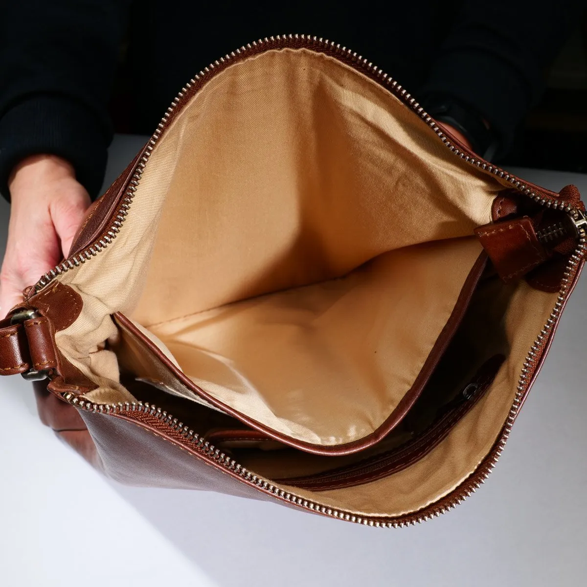 A. Eriksson Gullkrona, Gloria L olkalaukku - Image 4