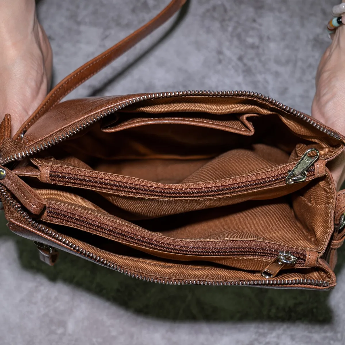 A. Eriksson Nagu, Nailah M olkalaukku - Image 5